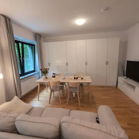 Apartment 3 Rooms 3 Beds Apartment in Düsseldorf Center Düsseldorf