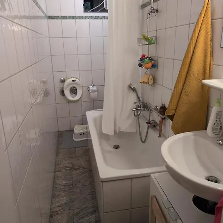 Apartment 3 Rooms 3 Beds Apartment in Düsseldorf Center